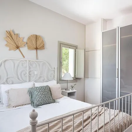 Sea Senses Luxury Paros Apartment *